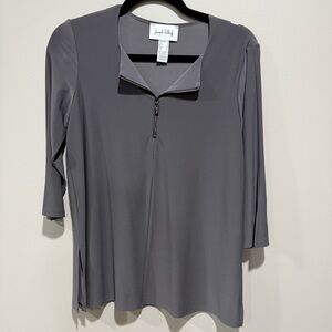 NWOT Joseph Ribkoff Quarter Zip | 3/4 Sleeves | Grey w/silver accents | Size 8